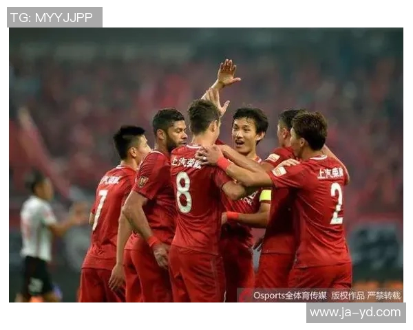 中超争冠集团激烈博弈各队策略与实力对决分析 中超争冠集团激烈博弈各队策略与实力对决分析