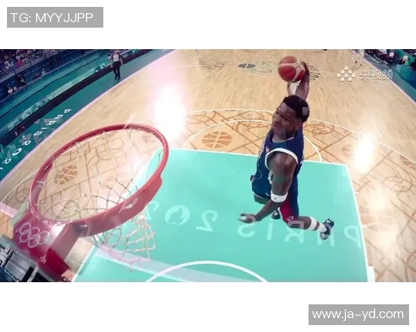 爱德华兹扣篮精彩瞬间回顾展现篮球运动的激情与魅力 爱德华兹扣篮精彩瞬间回顾展现篮球运动的激情与魅力