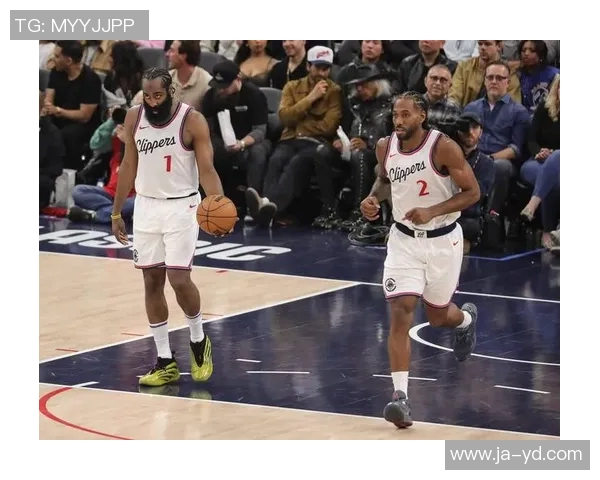 巨星加持！哈登将与詹姆斯同场竞技，湖人夺冠路更坦荡！