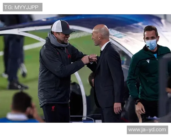 皇马连续三年晋级欧冠四强，克洛普现身球员通道送祝福