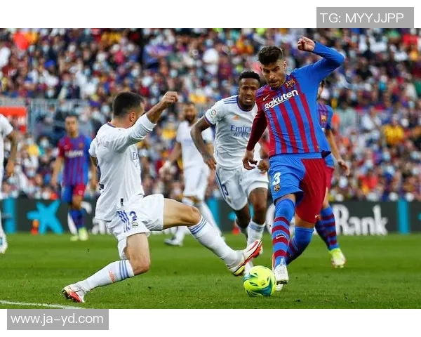 西甲赛程积分榜:皇马夺冠热度飙升,巴塞罗那难掩失落 西甲赛程积分榜:皇马夺冠热度飙升,巴塞罗那难掩失落